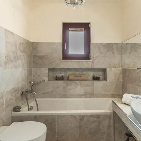 Portobello Villa Greuli
