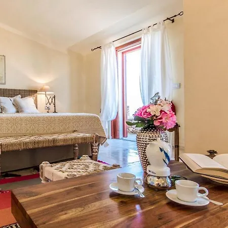 Portobello Villa *