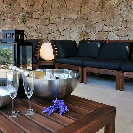 Portobello Villa *