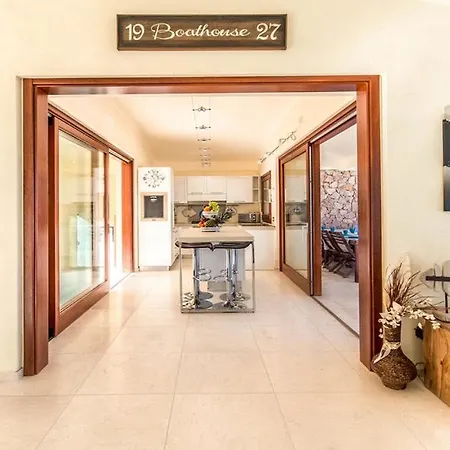 Portobello Villa